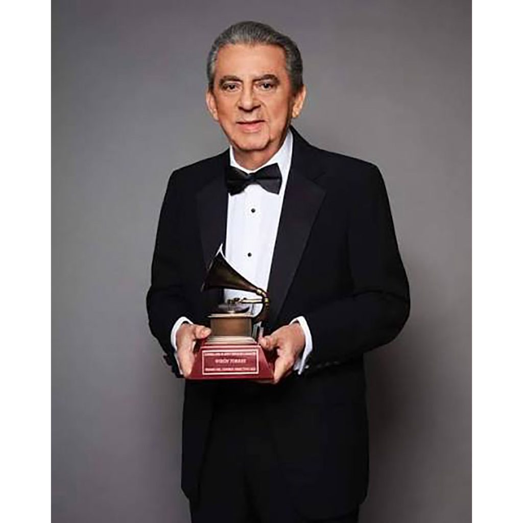 Wison-Torres-Ganador-de-Grammy-Trustees