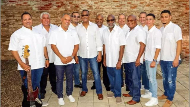 original-963E4466-A295-4761-BDA5-DD8D765B0C41